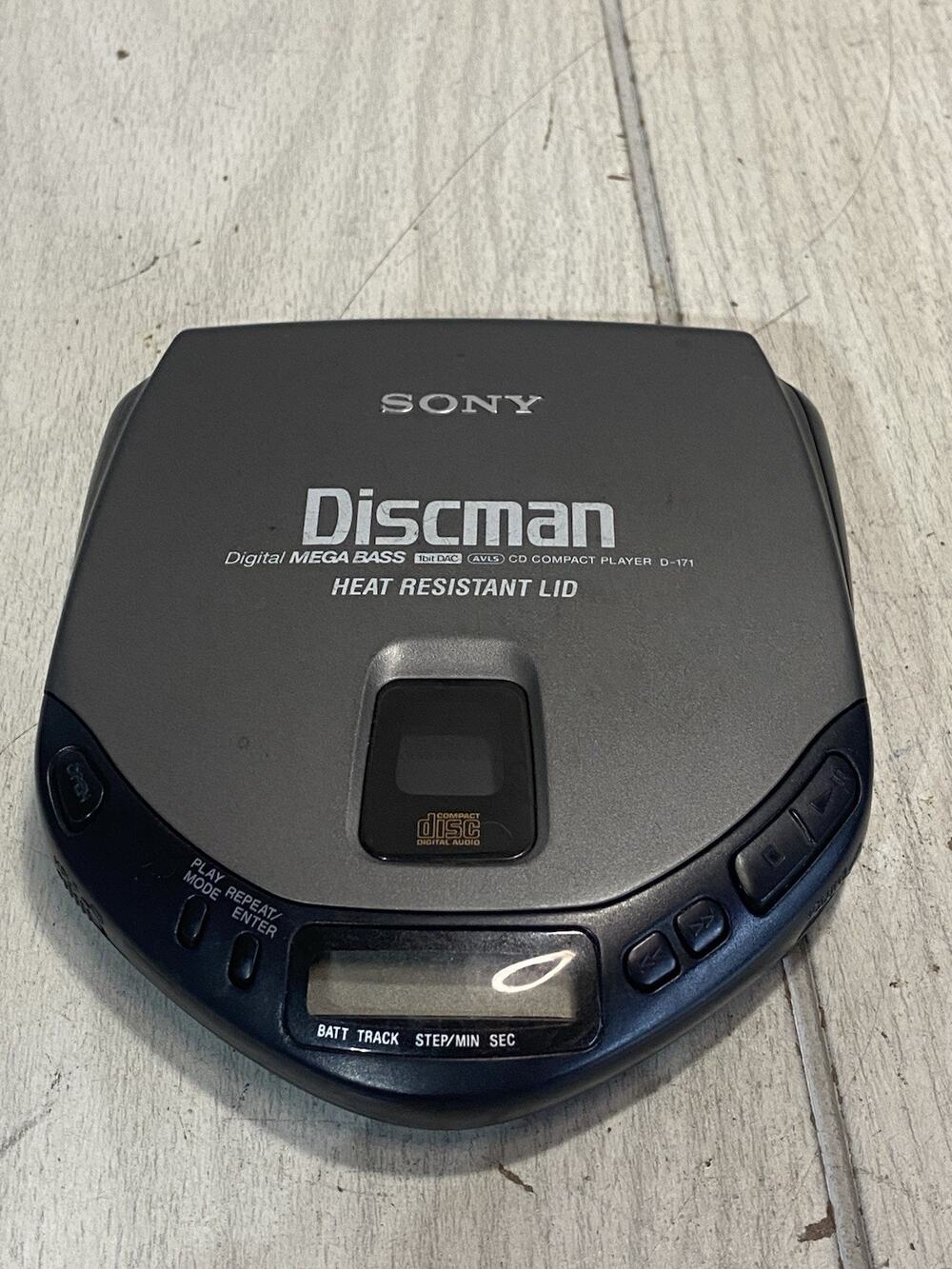 Sony D-171 Digital Bass Personal CD Player for Parts or Repair, Black & Gray